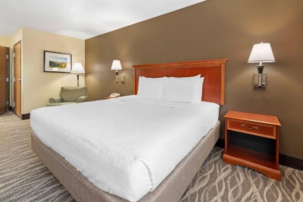 Best Western Canon City image 41